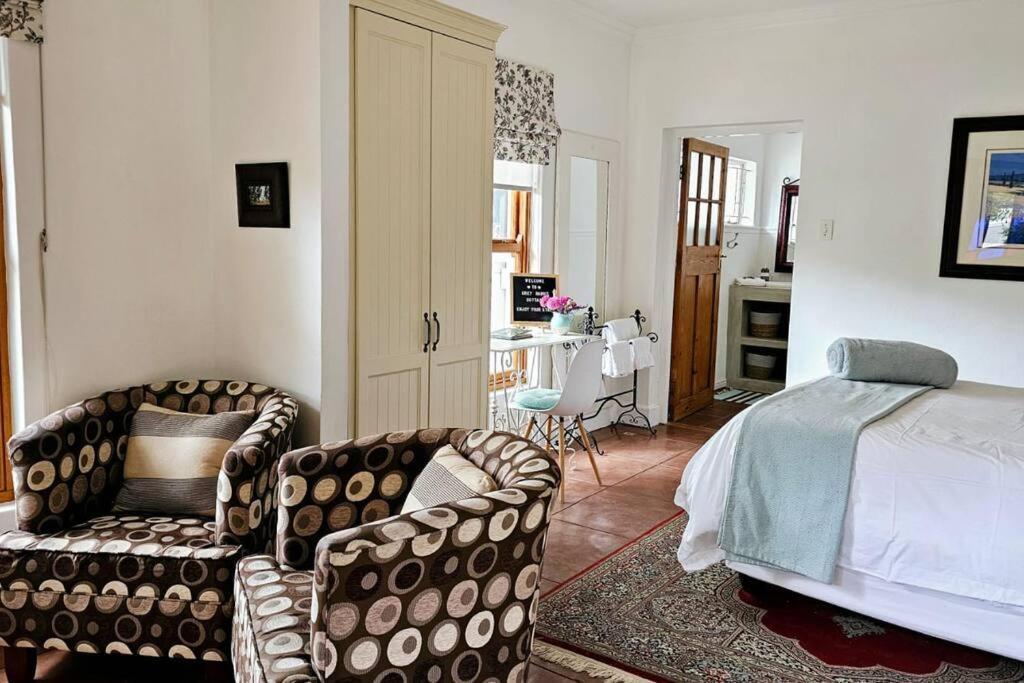 Grey Rabbit Cottage Montagu Exterior photo