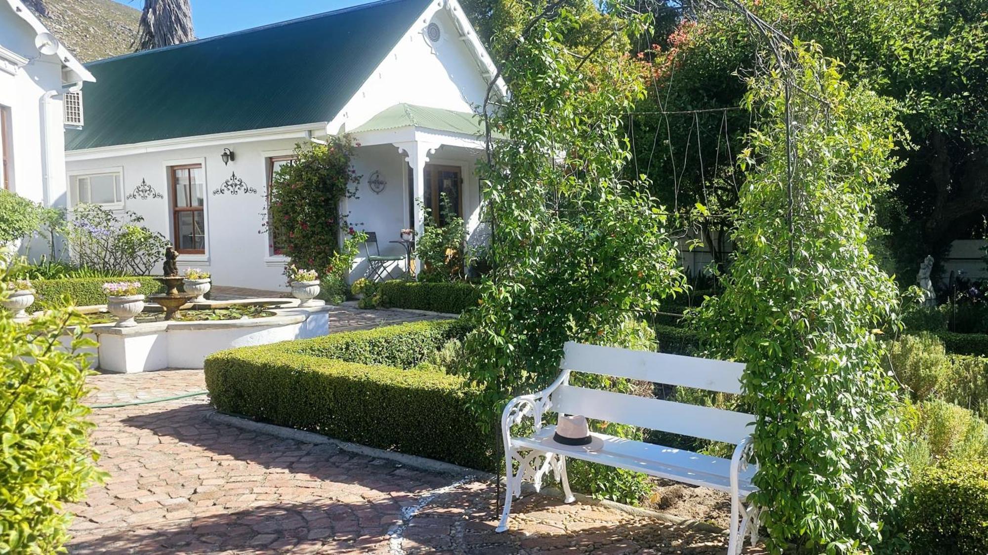 Grey Rabbit Cottage Montagu Exterior photo